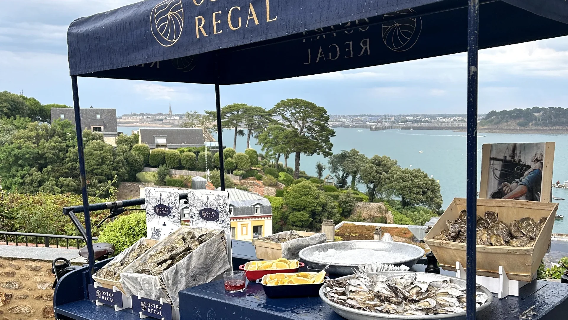 Bar à huîtres événementiel Aper'Oyster — Ostra Regal — Photo d'en-tête de la page